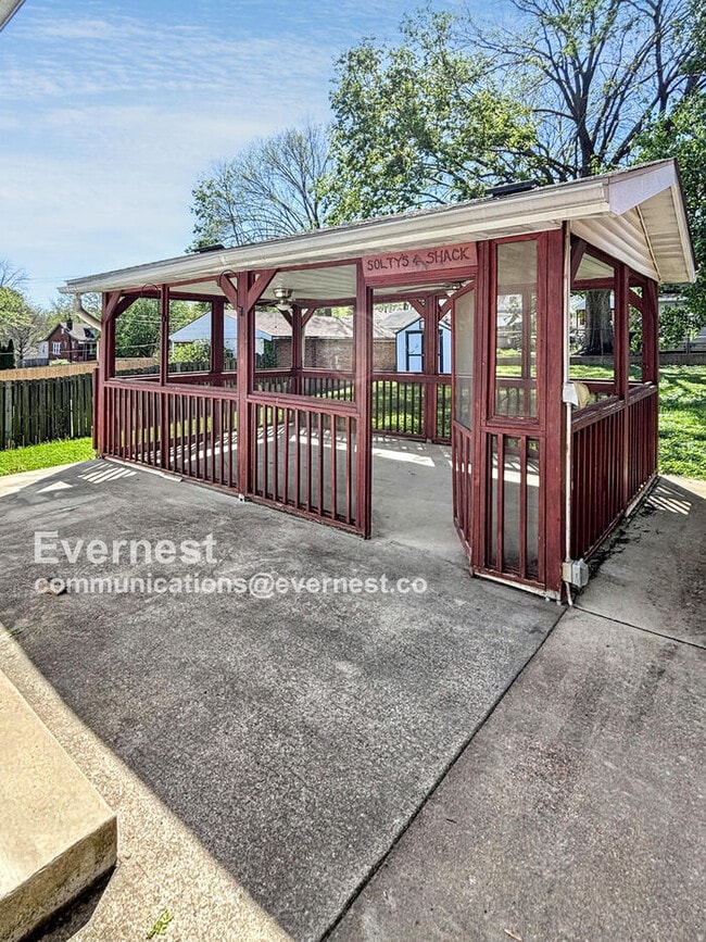Building Photo - 7831 Clevedon St