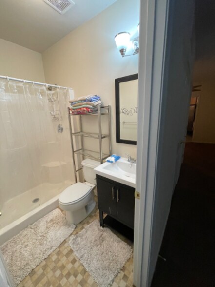 Building Photo - 23432 Aster Way