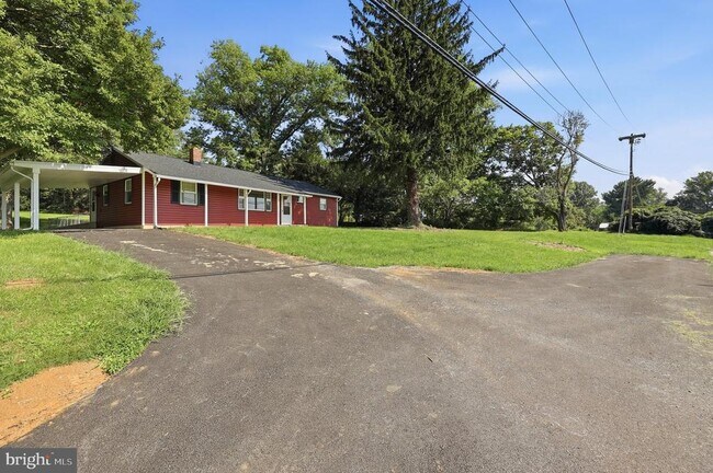 Building Photo - 4015 Jefferson Pike