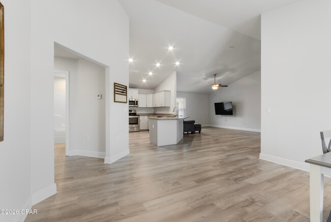 Building Photo - 11528 Poston Rd