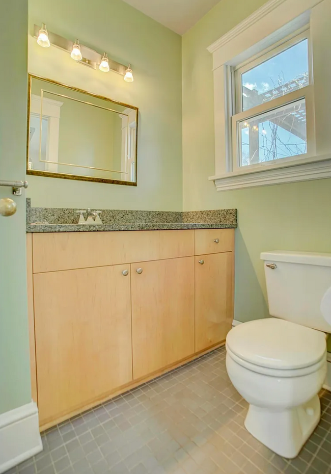 Building Photo - Perfect 5BR Home in Uptown!