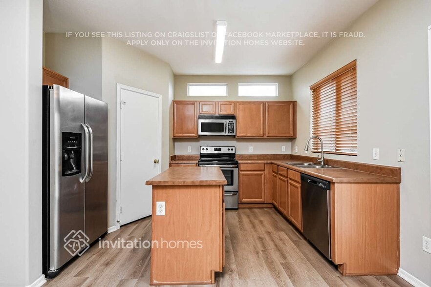 Building Photo - 4283 E Baylor Ln