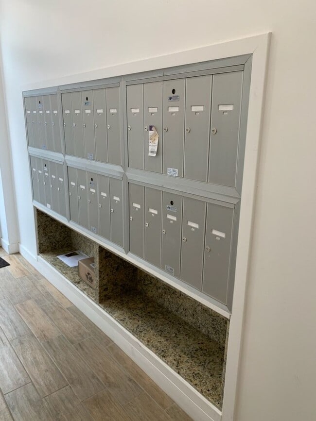 Building Photo - CHELSEA/BOSTON NO BROKER OR RENTAL FEES !!! ULTRA MODERN LIVING AT LUX 16 5TH. FULLY FURNISHED BR...