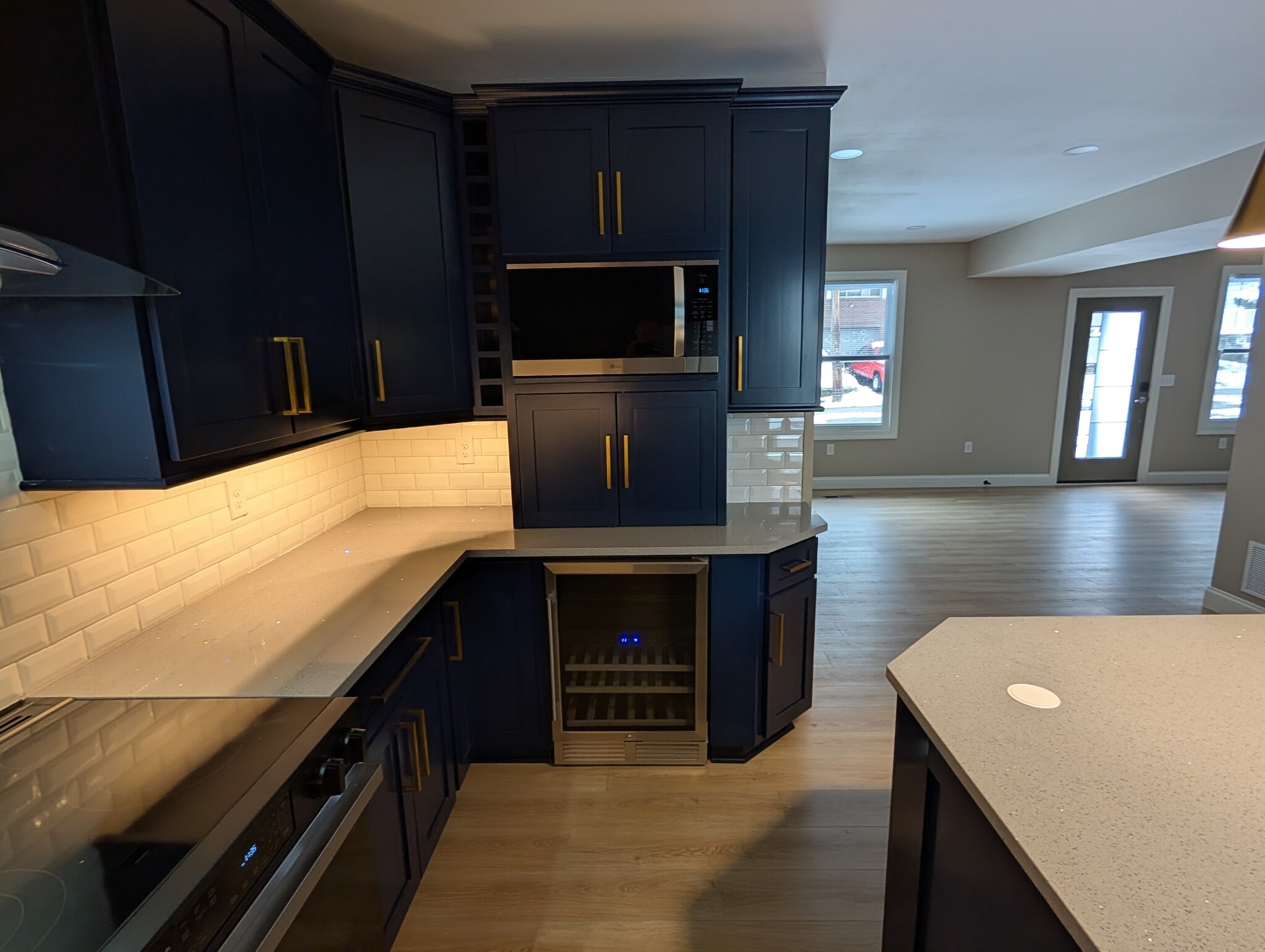 Kitchen - 319 Howard St