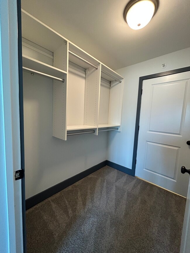 Building Photo - 721 Gov Morrison St