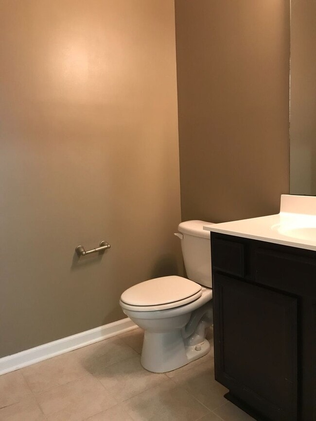 Building Photo - Regal Home on Regatta Way!