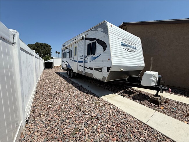 Building Photo - 1305 Turquoise Dr