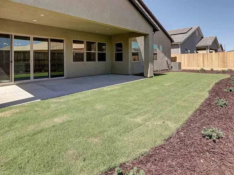 Building Photo - 935 Talus Wy S