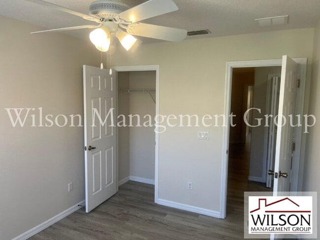 Building Photo - 4935 Luge Ln