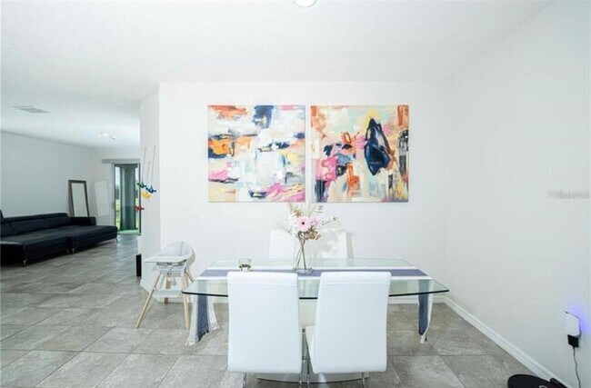 Building Photo - 7916 Stonebrook Cir