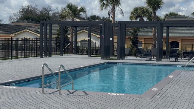 Building Photo - 3238 Energy Dr