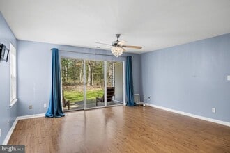 Building Photo - 703 Quail Rd