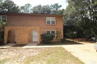 Building Photo - 1804 Loyola St