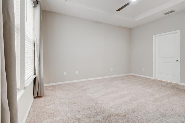 Building Photo - 413 Halter Dr