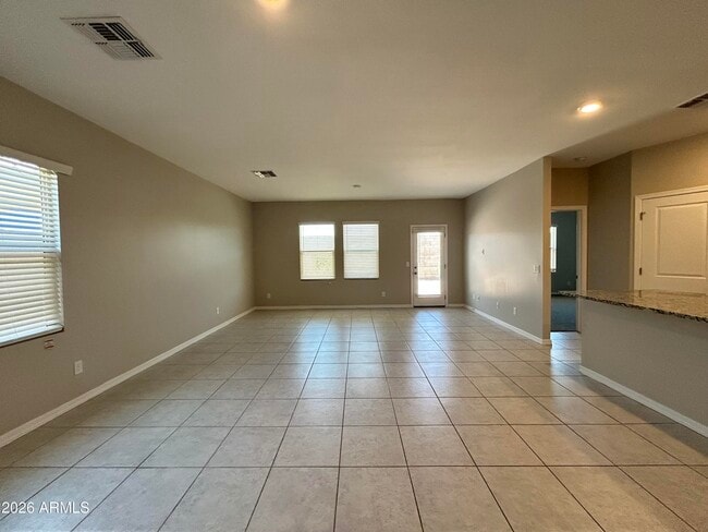 Building Photo - 6551 W Magdalena Ln
