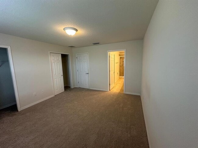 Building Photo - 9136 Hillcroft Dr