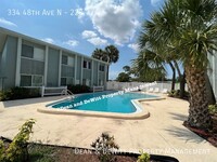 Building Photo - 1/1 Condo in St. Pete - For Rent