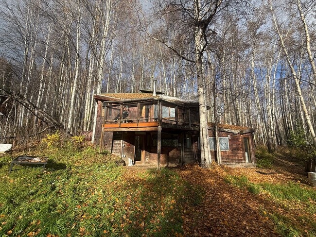 Building Photo - Cozy 2 Bedroom, 1 Bath, With a great Locat...