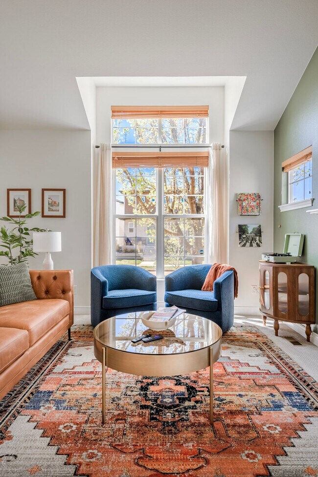 Building Photo - 344 Cajetan St