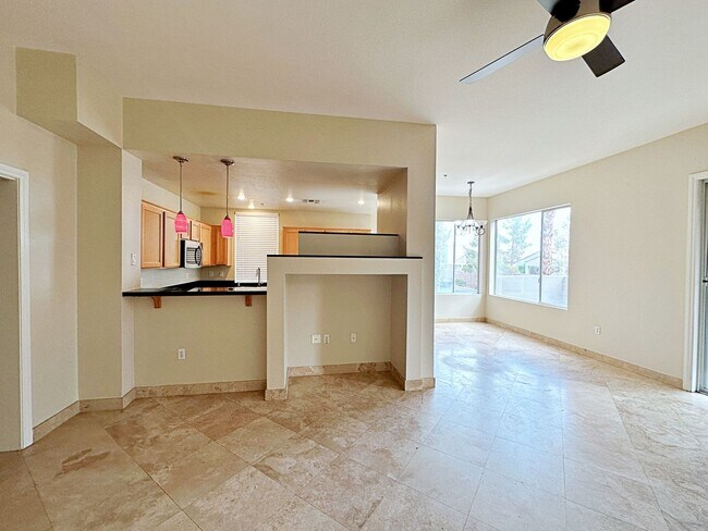 Building Photo - FREE WEEK PROMO! 2 BEDROOM 2 BATH GUARD GATED PARK AVENUE CONDO OFF THE STRIP!