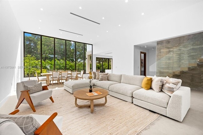 Building Photo - 66 NW 50th St