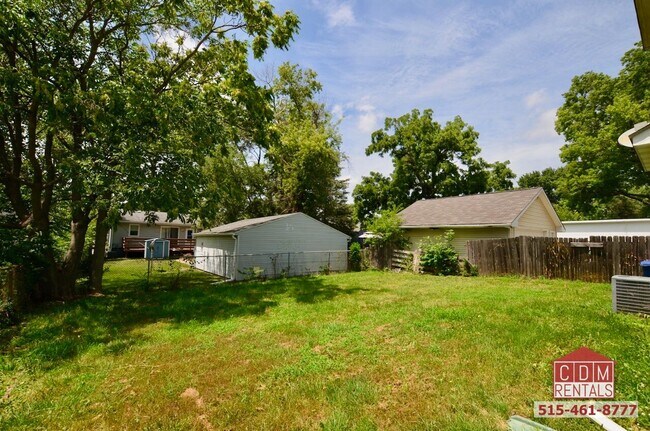 Building Photo - Excellent Des Moines Home