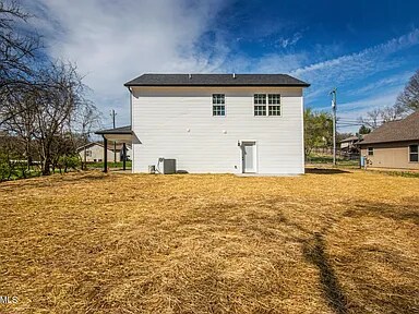 Building Photo - 2122 Brooks Ave