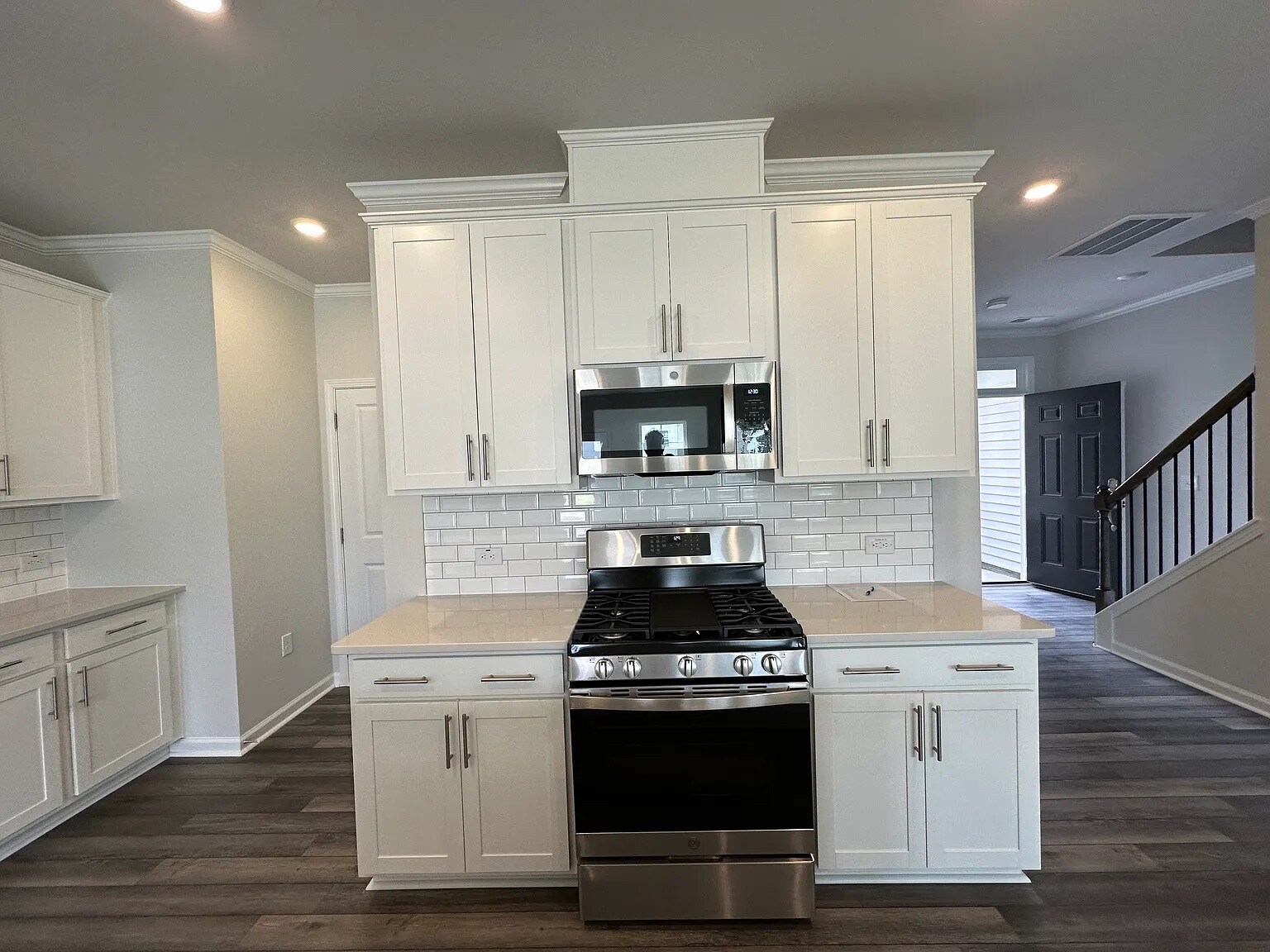 Building Photo - Room in Townhome on Arkose Dr