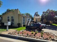 Building Photo - 2920-2922 Main St