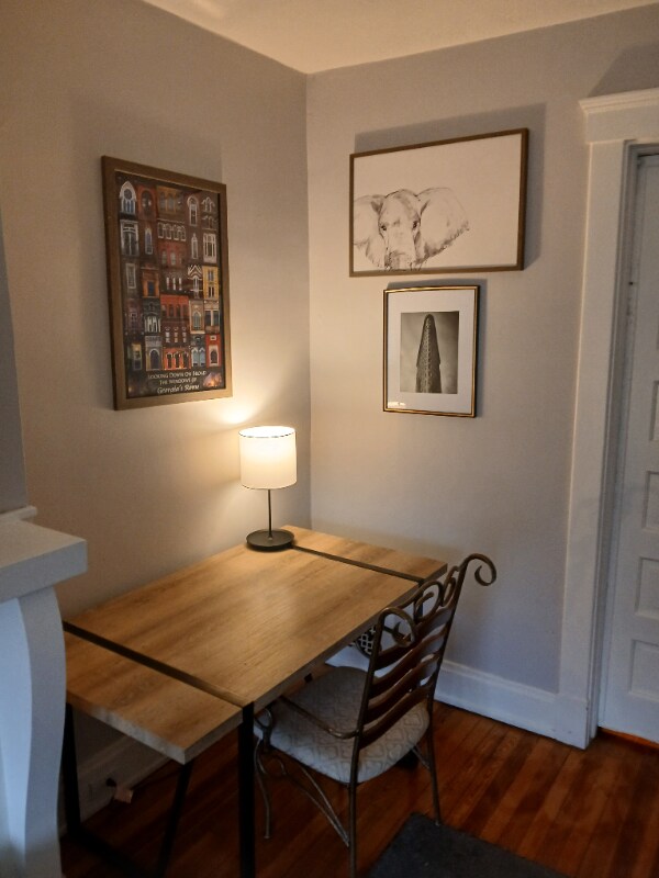 Building Photo - 3269 Montana Ave