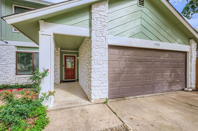 Building Photo - 11426 Bristle Oak Trail