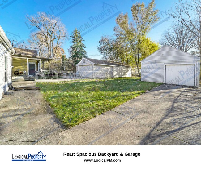 Building Photo - REMODELED 2/1 Rnch-New Floors,Frig,Cvrd Pr...