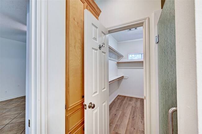 Building Photo - 12959 N Puffin Ln