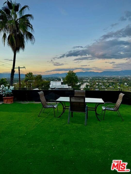 Building Photo - 3641 Sunswept Dr