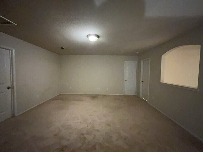 Building Photo - 8217 Spruce Meadows Dr