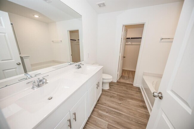Building Photo - 6802 Hobby Wind Ridge Dr