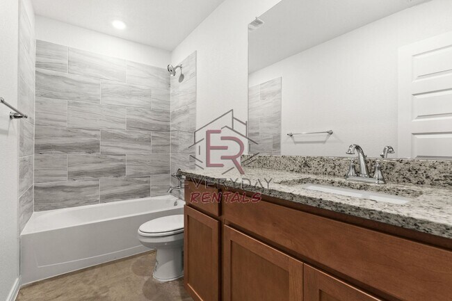 Building Photo - 912 Cherry Laurel Ln