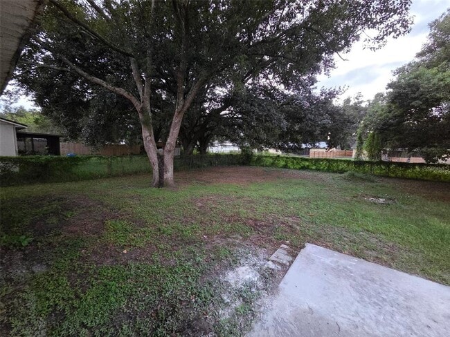 Building Photo - 39611 Meadowood Loop