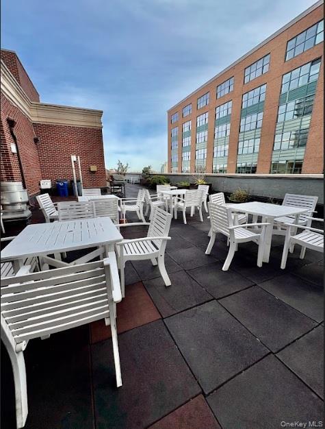 Building Photo - 41-26-41-27 27th St