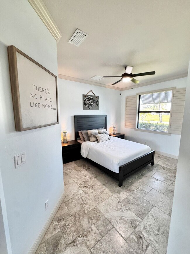 Building Photo - 414 SE 21st Terrace