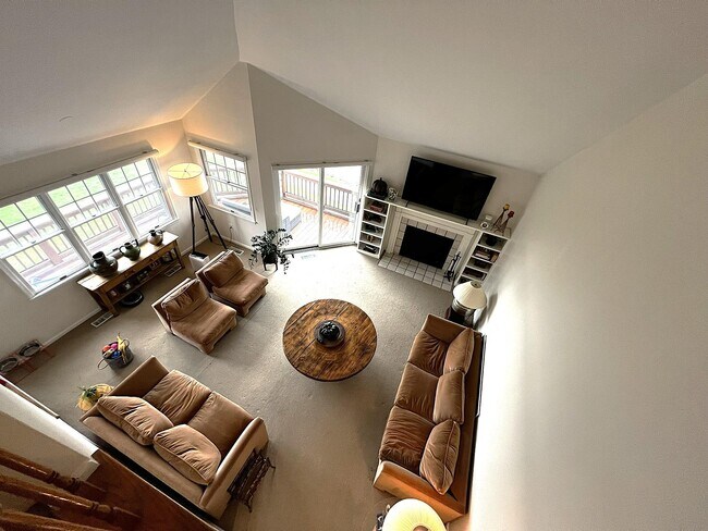 Building Photo - 113 Half Moon Bay Dr