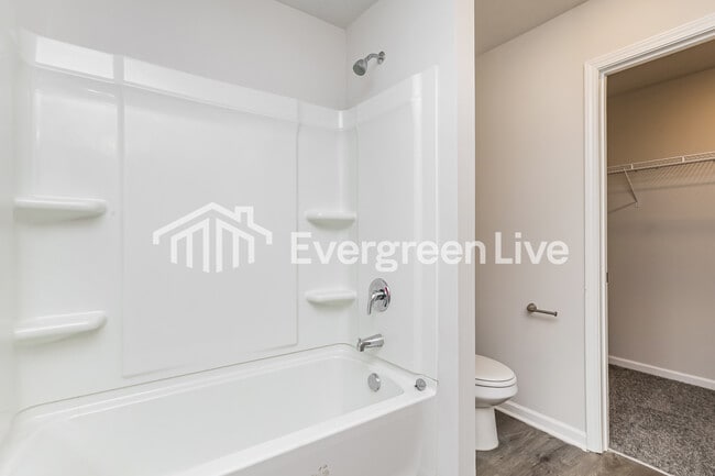 Building Photo - 119 Kingston Ct