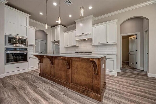 Building Photo - 11616 NW 104th St