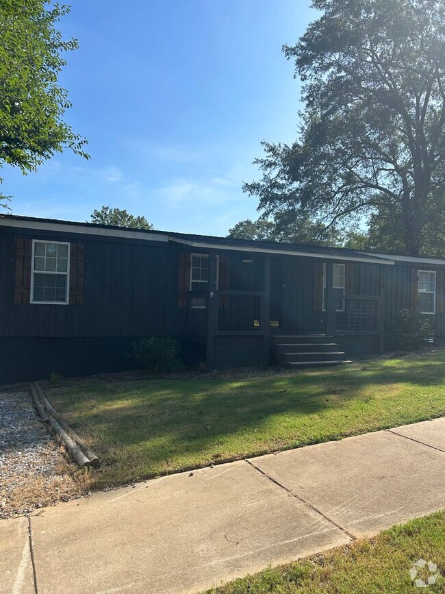 Building Photo - Greenville, 3BD/2.BA, 1536