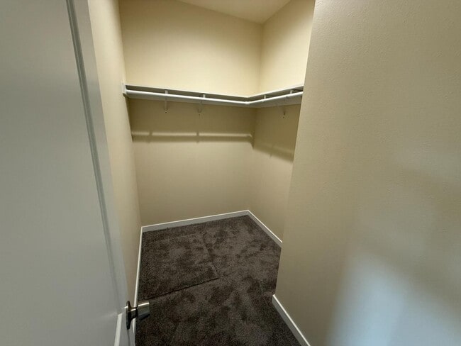 Building Photo - 9001 Nafizah Wy
