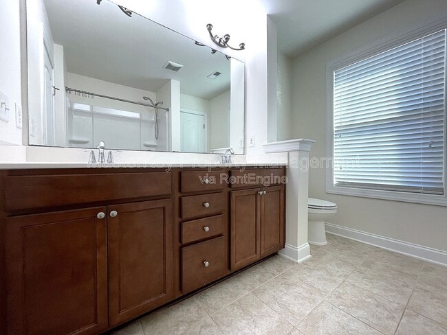 Building Photo - 152 Alamosa Pl