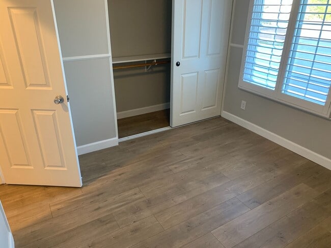 Building Photo - Newly Remodeled 3 Br 2 Ba Home in West Hills