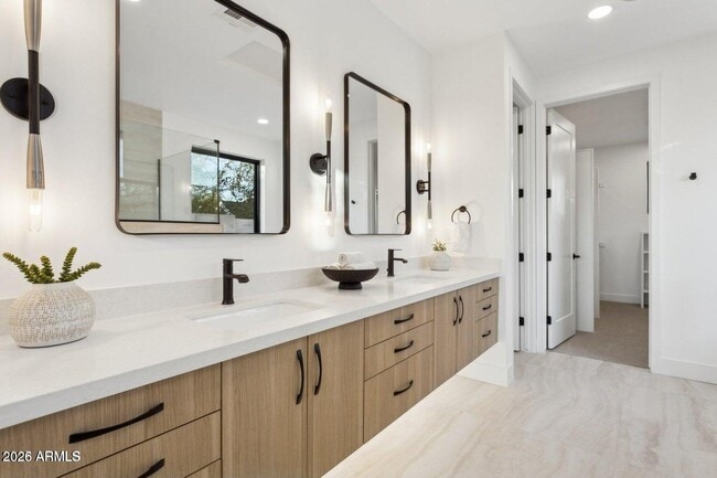 Building Photo - 6330 N 10th Dr