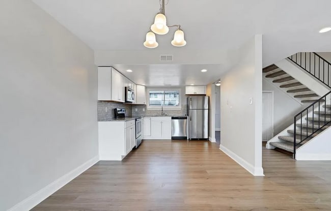 Building Photo - 162 Marlyn Ln