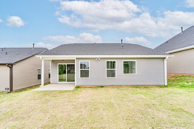 Building Photo - 819 Marple Pl